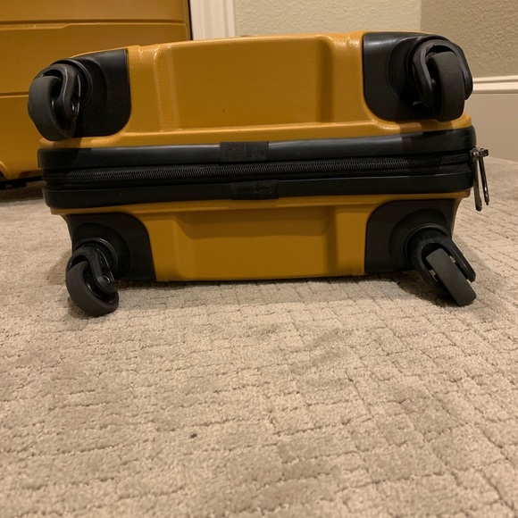 Cellini | Bags | Excellent Condition Cellini Luggage Set Of 3 | Poshmark